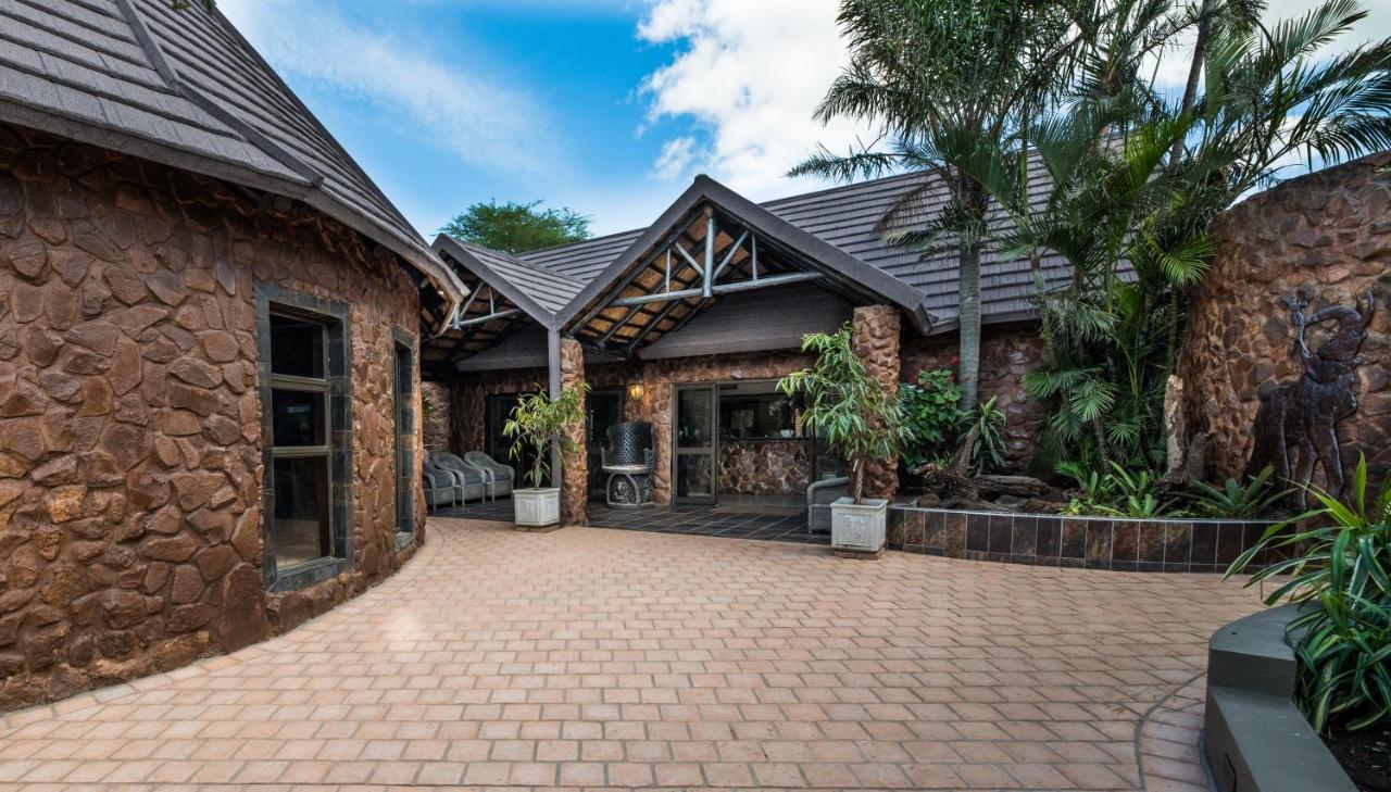 Zulu Nyala Game Lodge Hluhluwe Exterior foto